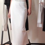 SLIM FIT SKIRT