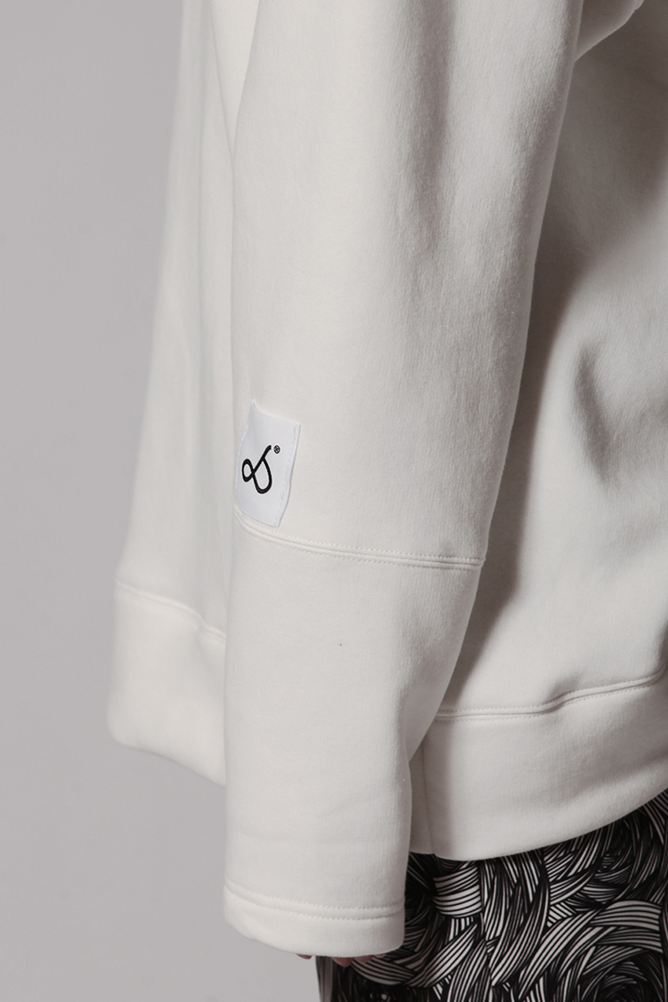 LONG CROSS BACK SWEATSHIRT WHITE