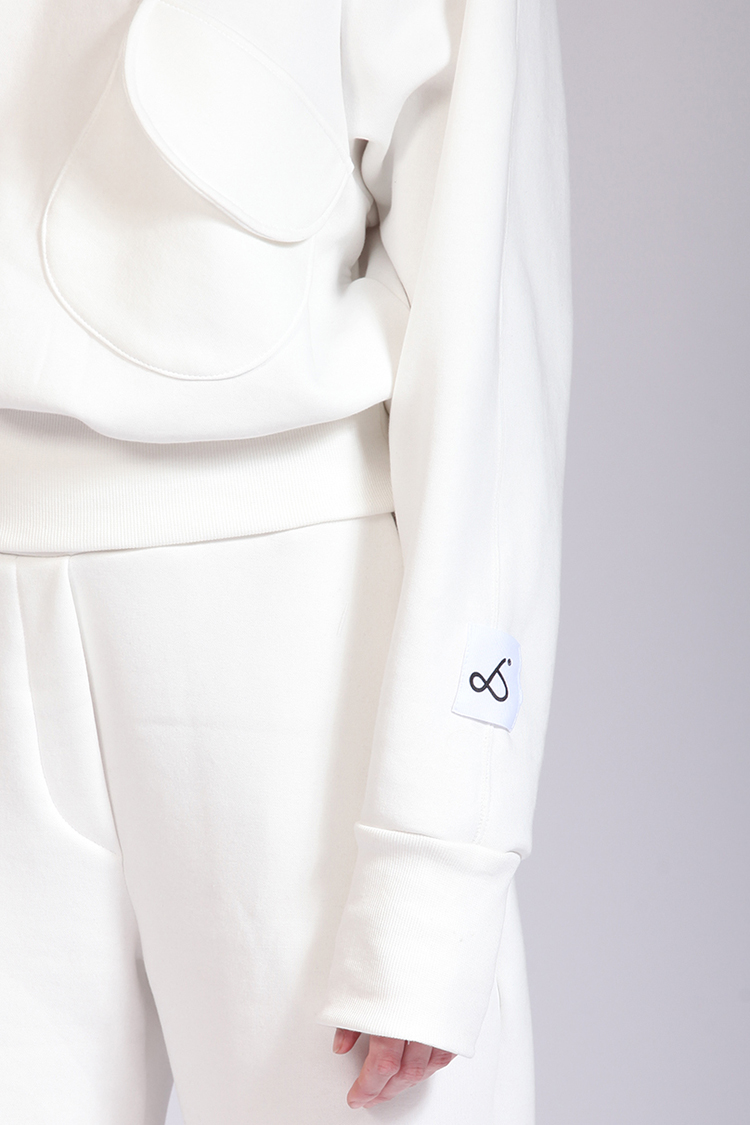 TURTLENECK TOP WITH POCKETS WHITE