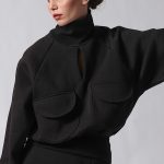 TURTLENECK TOP WITH POCKETS BLACK
