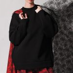 LONG CROSS BACK SWEATSHIRT BLACK