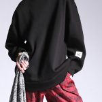 LONG CROSS BACK SWEATSHIRT BLACK