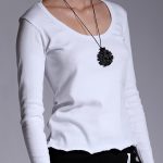 DEEP ROUND NECK TOP WHITE
