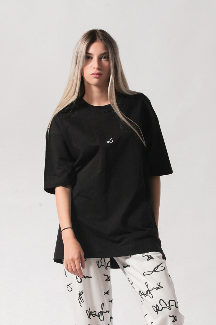 Unisex T-shirt with logo