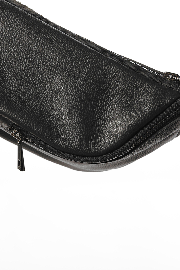 BIG BANANA LEATHER BAG