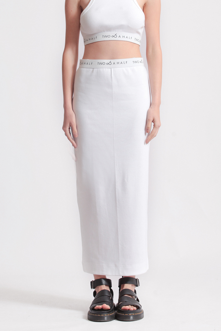 SLIM FIT SKIRT