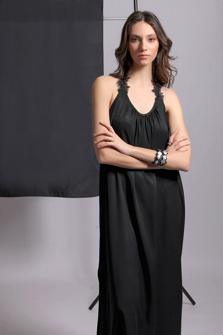 MAXI DRESS WITH LACE