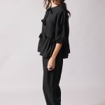 TIE FRONT DETAIL TOP