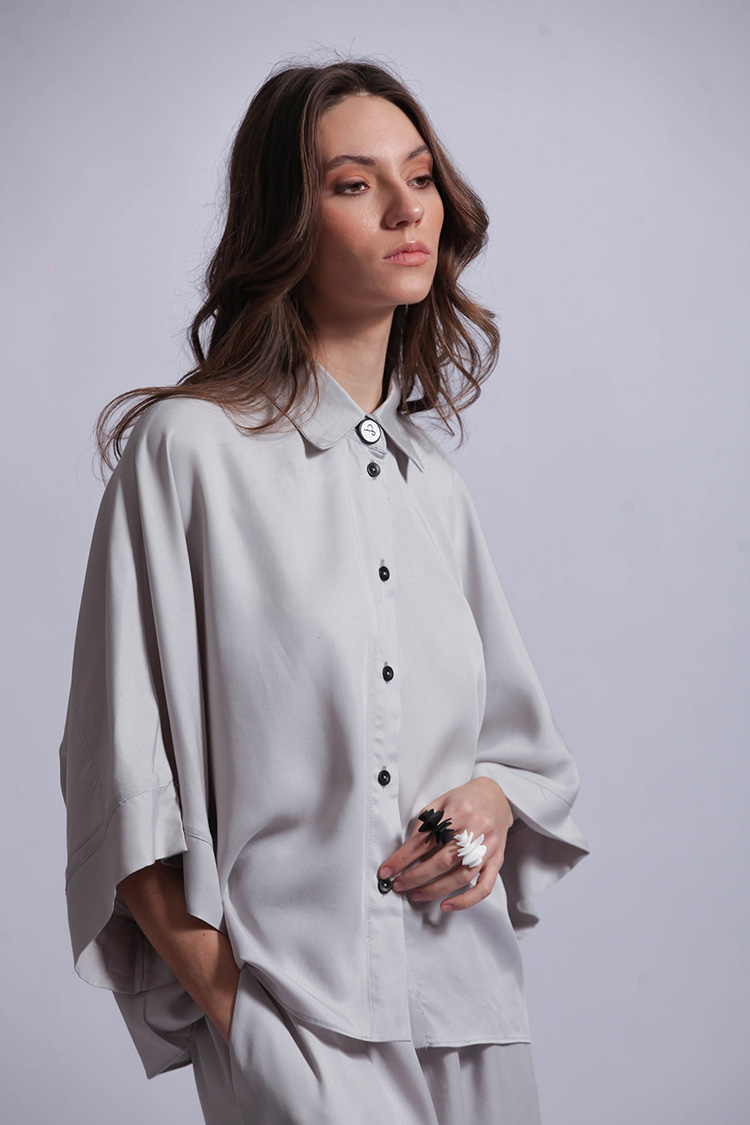 SHORT SLEEVES LOOSE SHIRT