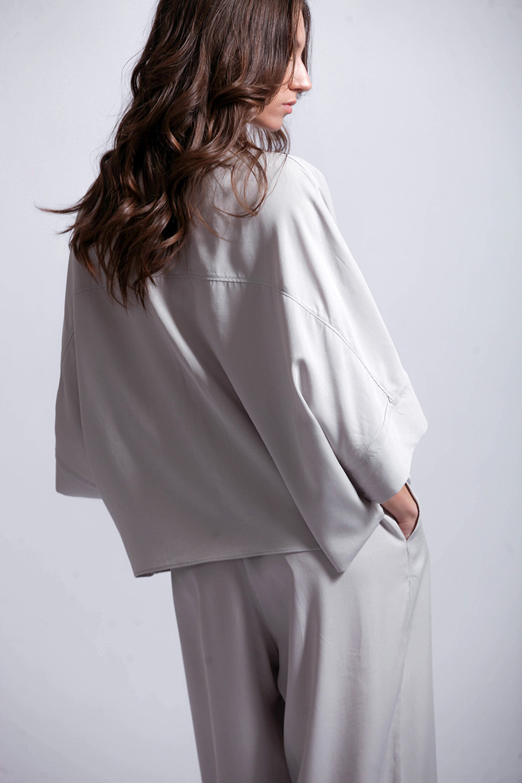 SHORT SLEEVES LOOSE SHIRT
