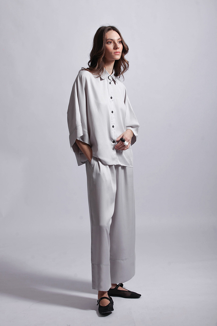 SHORT SLEEVES LOOSE SHIRT