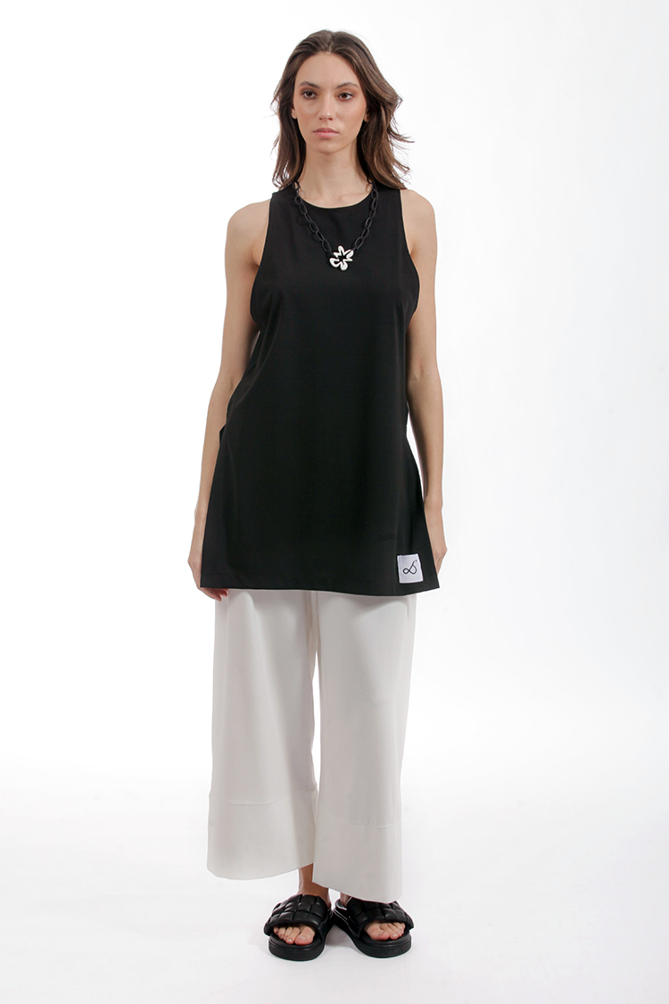 LONG TOP WITH SLITS BLACK