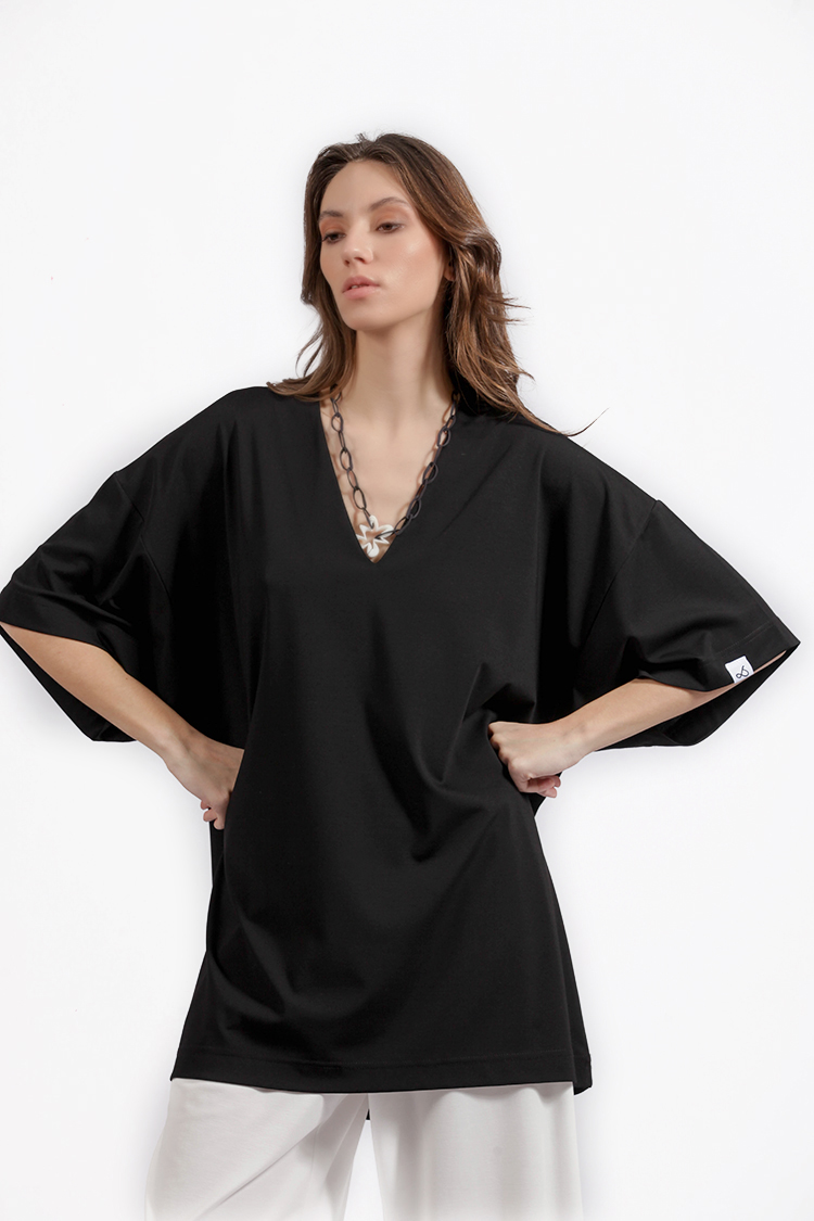 V-NECK LOOSE FIT TOP
