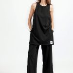 LONG TOP WITH SLITS BLACK