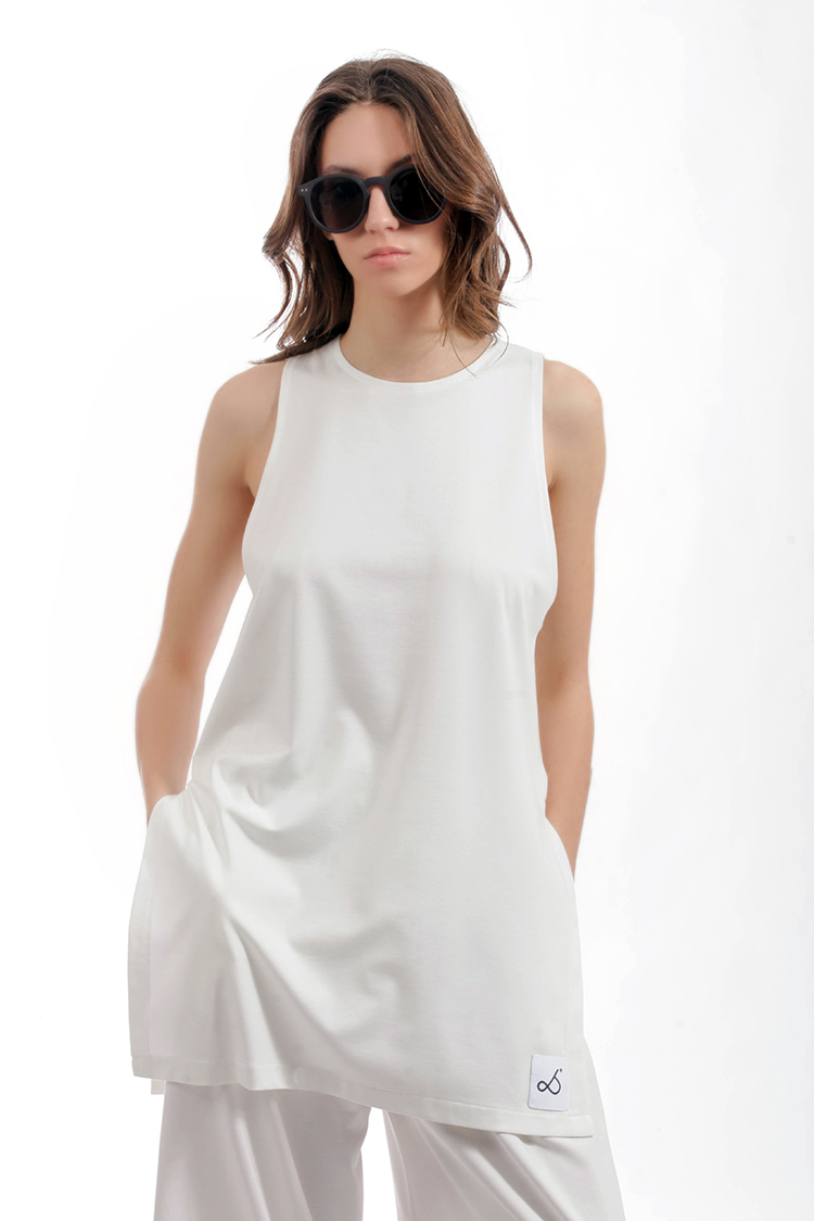 LONG TOP WITH SLITS WHITE