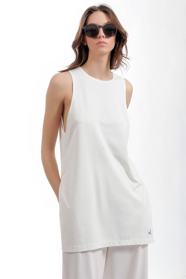 LONG TOP WITH SLITS WHITE