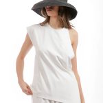 ASYMMETRICAL TOP
