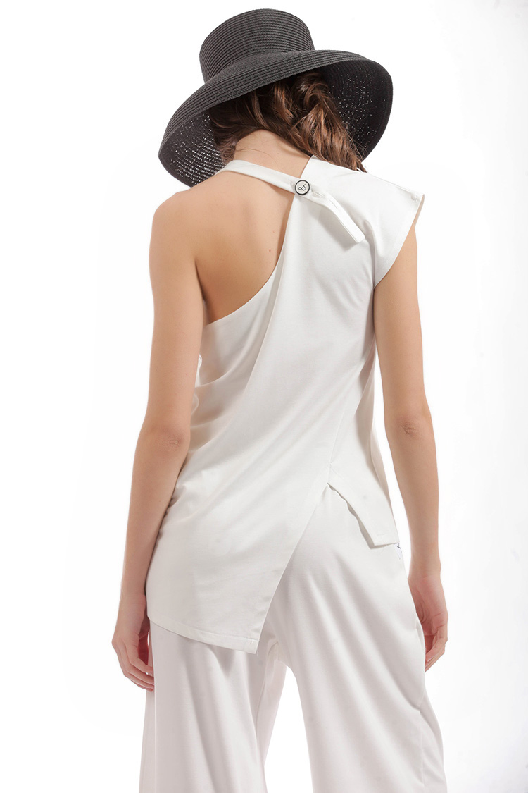 ASYMMETRICAL TOP