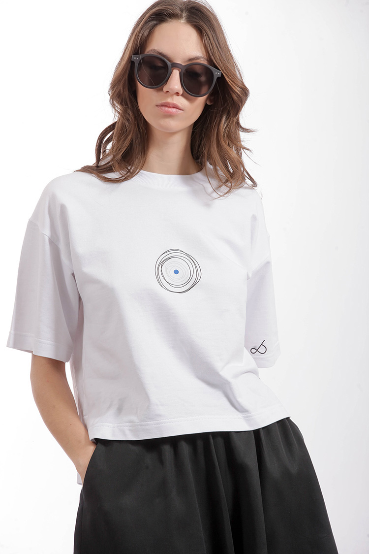 EYE ON FASHION COP TOP