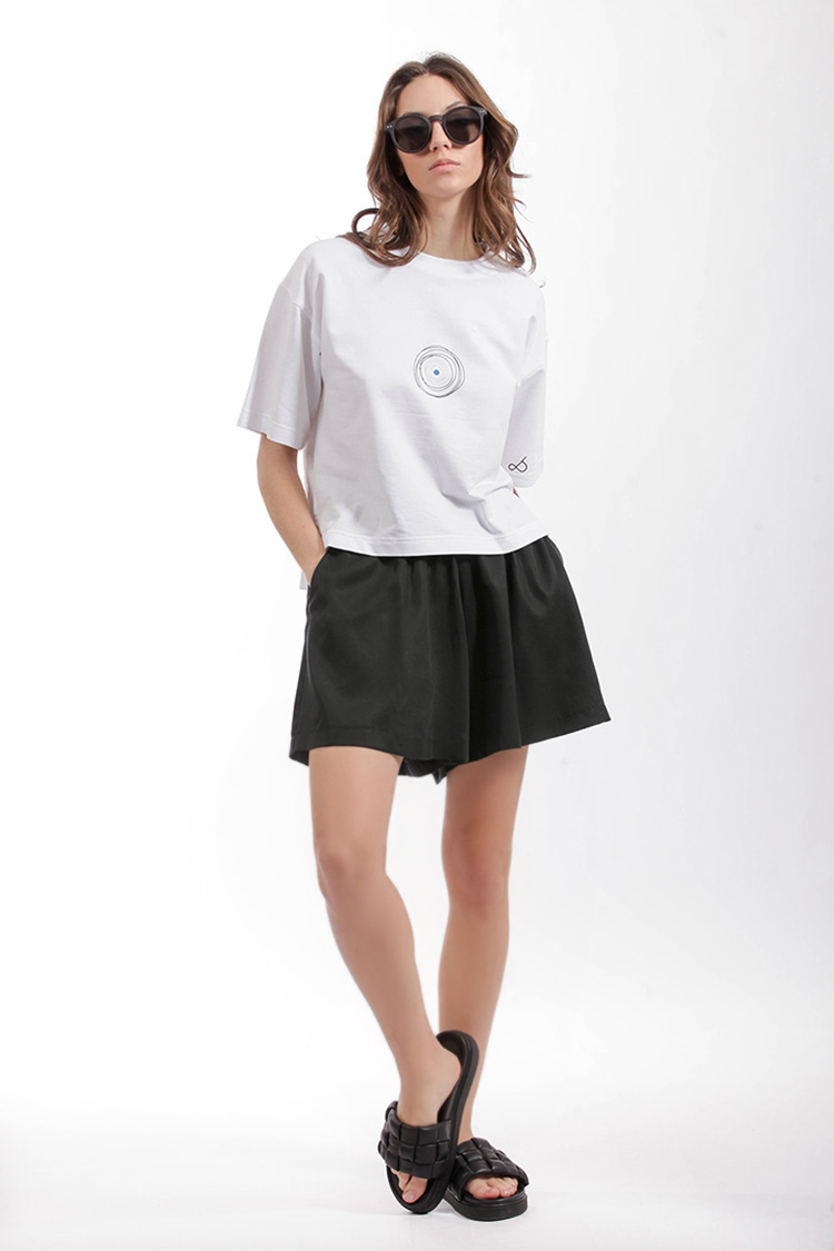 EYE ON FASHION COP TOP