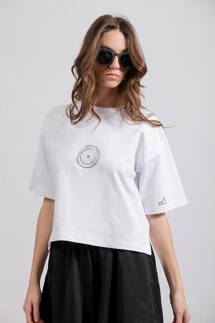 EYE ON FASHION COP TOP