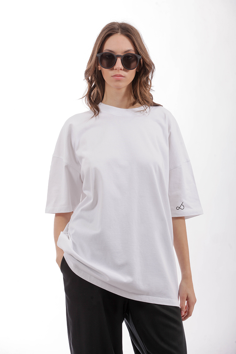 EYE ON FASHION UNISEX T-SHIRT