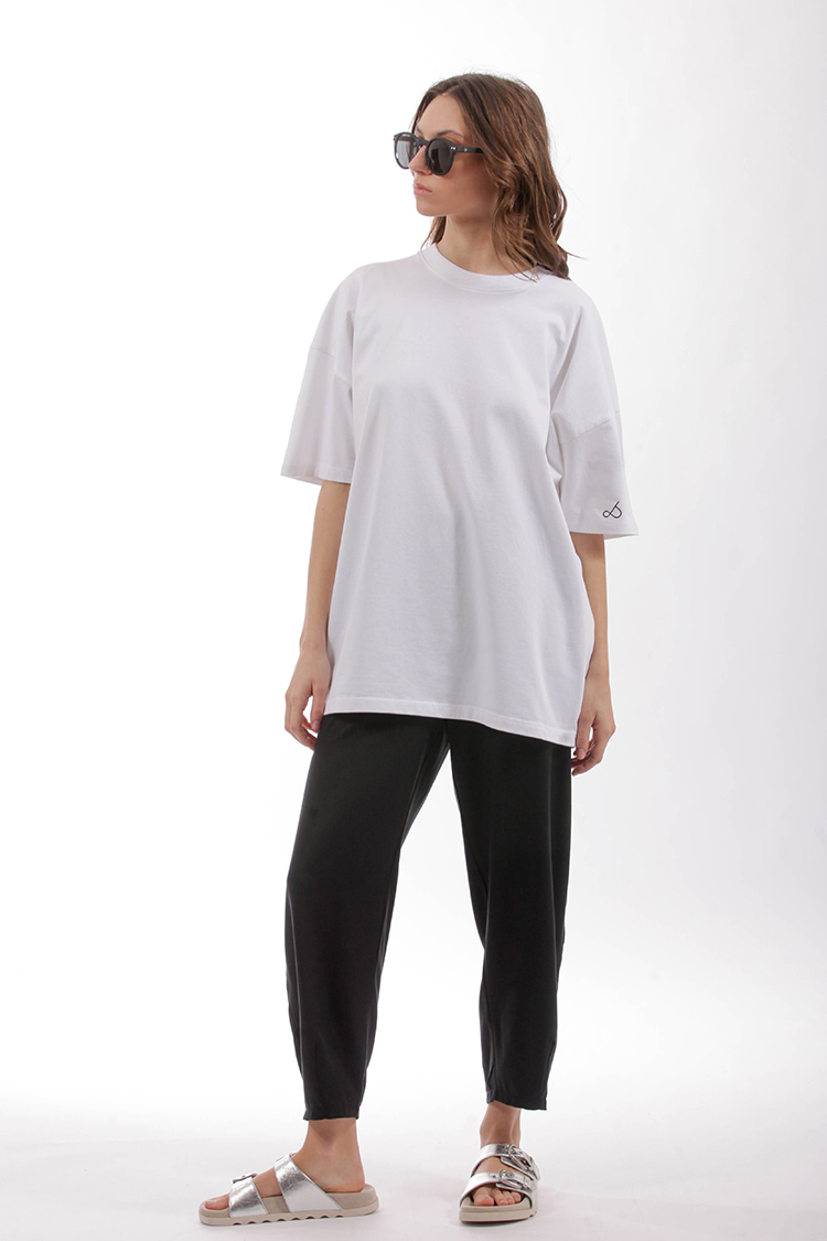 EYE ON FASHION UNISEX T-SHIRT