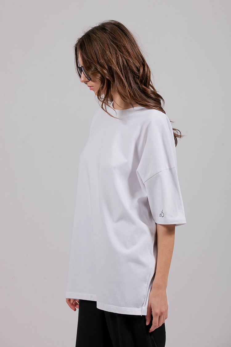 EYE ON FASHION UNISEX T-SHIRT