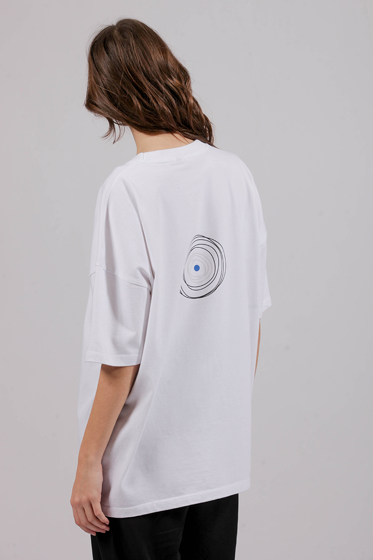 EYE ON FASHION UNISEX T-SHIRT